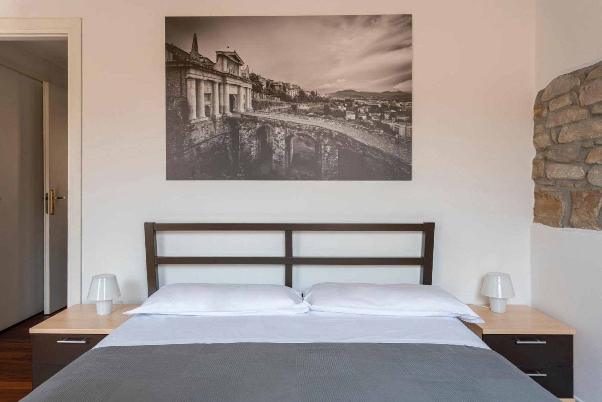 Casa Di Sofia Citta Alta Hotel Bergamo Bagian luar foto