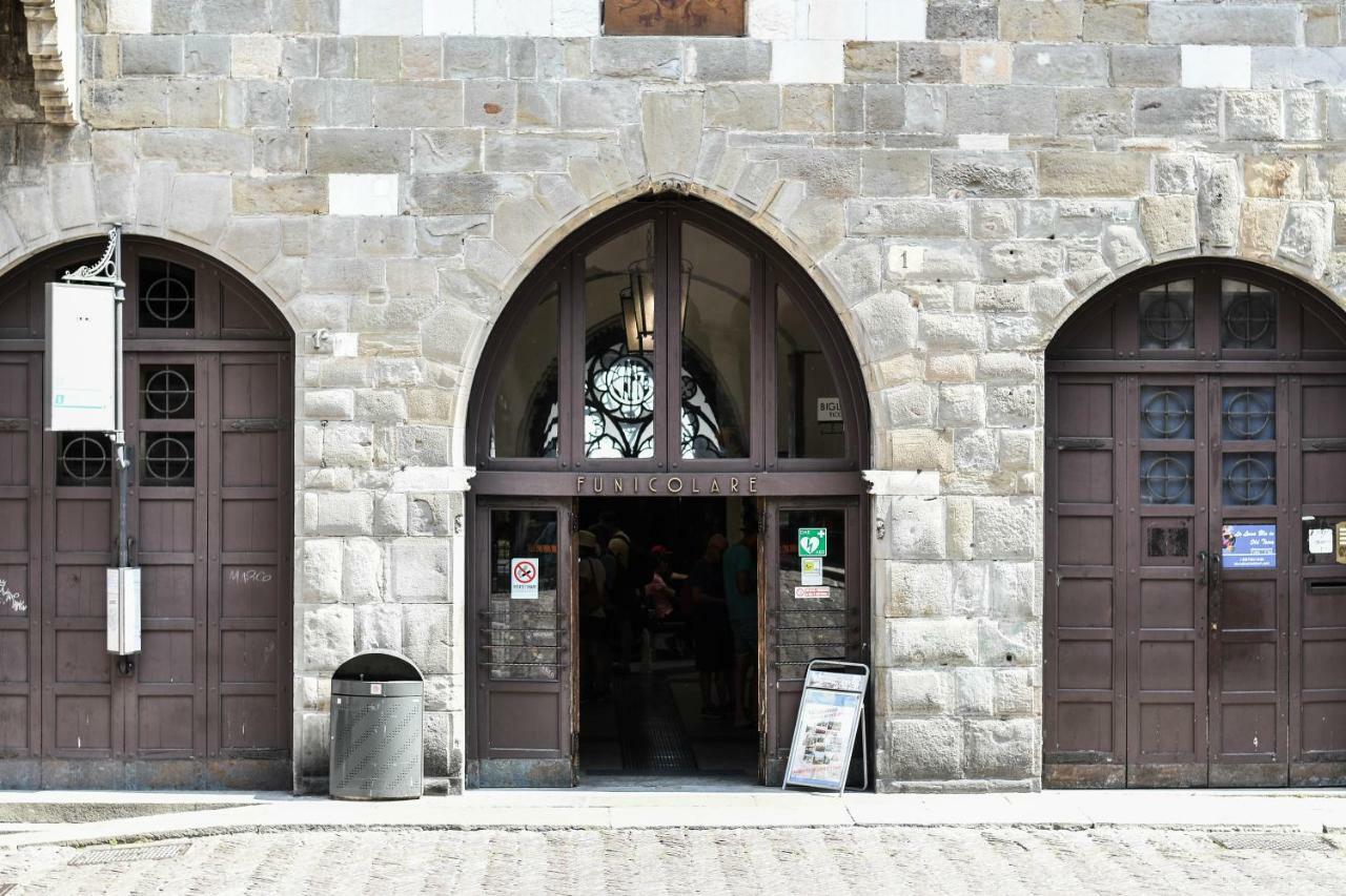 Casa Di Sofia Citta Alta Hotel Bergamo Bagian luar foto