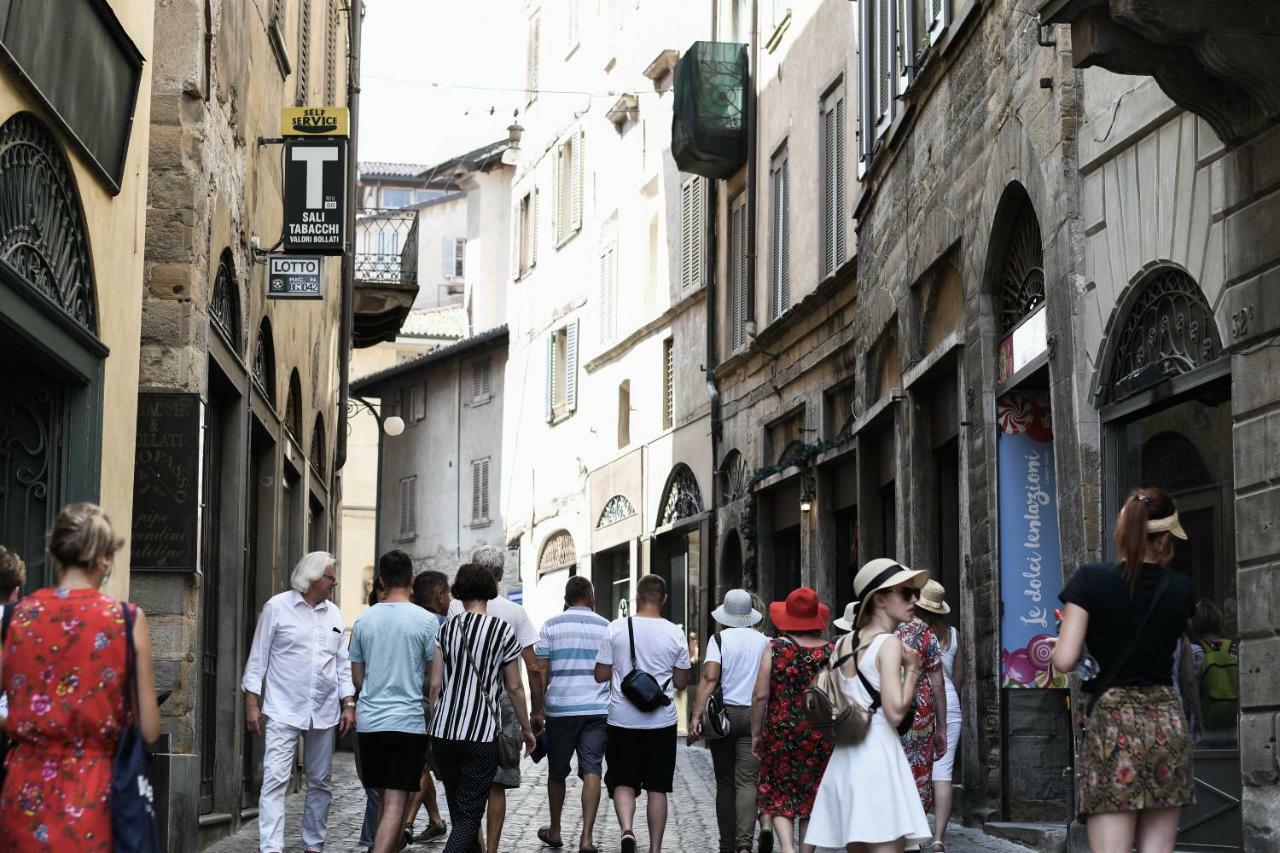 Casa Di Sofia Citta Alta Hotel Bergamo Bagian luar foto